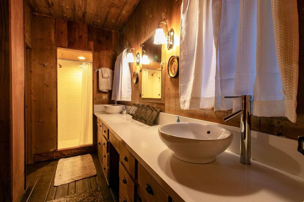 The Lodge At 11 Chimneys Айділлвайлд Екстер'єр фото
