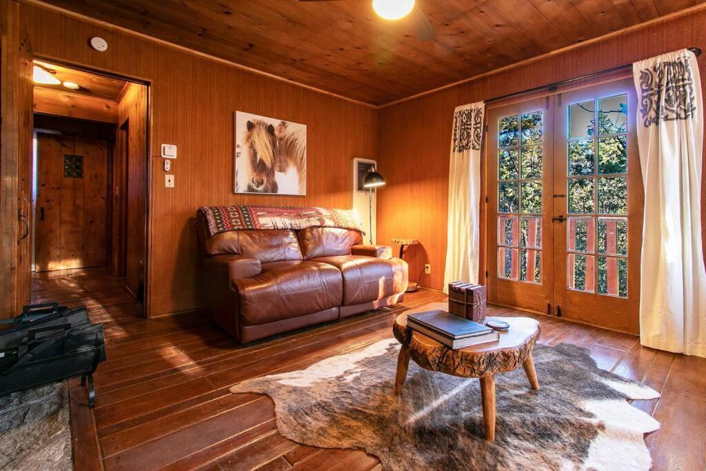 The Lodge At 11 Chimneys Айділлвайлд Екстер'єр фото